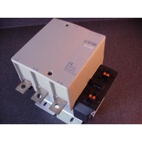 施耐德低壓接觸器 LC1-D18BDC