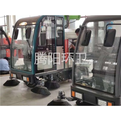 學校使用掃地車需要注意哪些事項