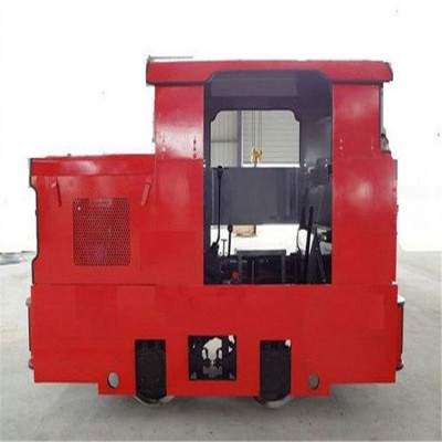 CG3.0/600型礦用防爆柴油牽引機(jī)車(chē)，
